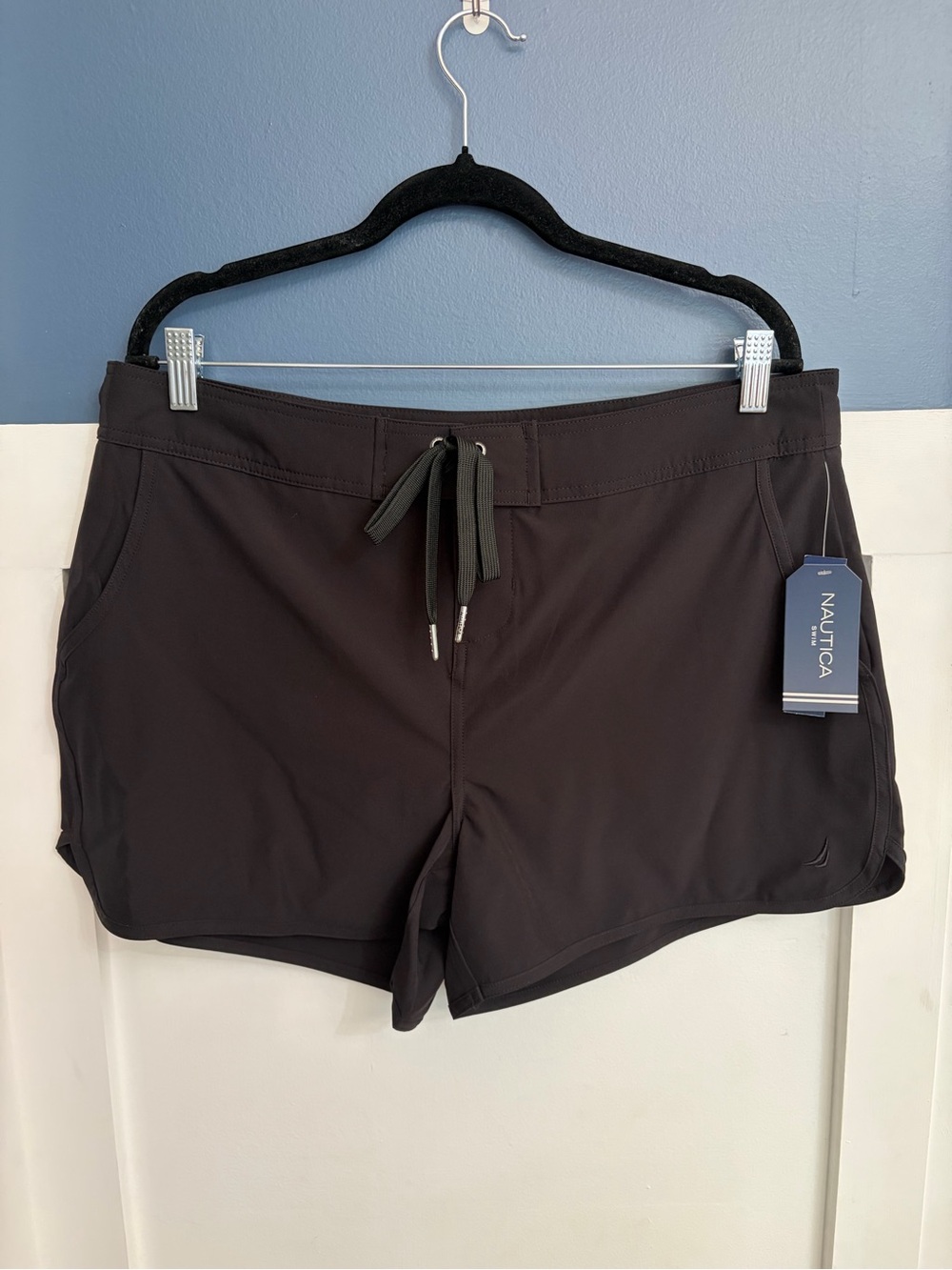 Nautica Women's 4.5'' Board Short Swim Bottom Black Size Large NWT